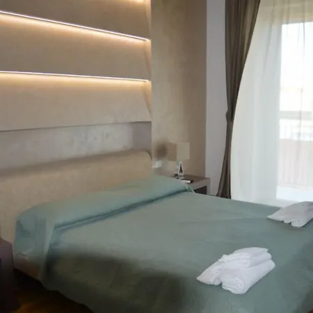 Jolie Center Bed and Breakfast Πεσκάρα