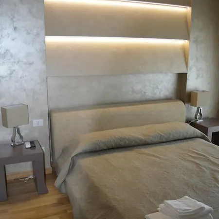 Bed and Breakfast Jolie Center 4*